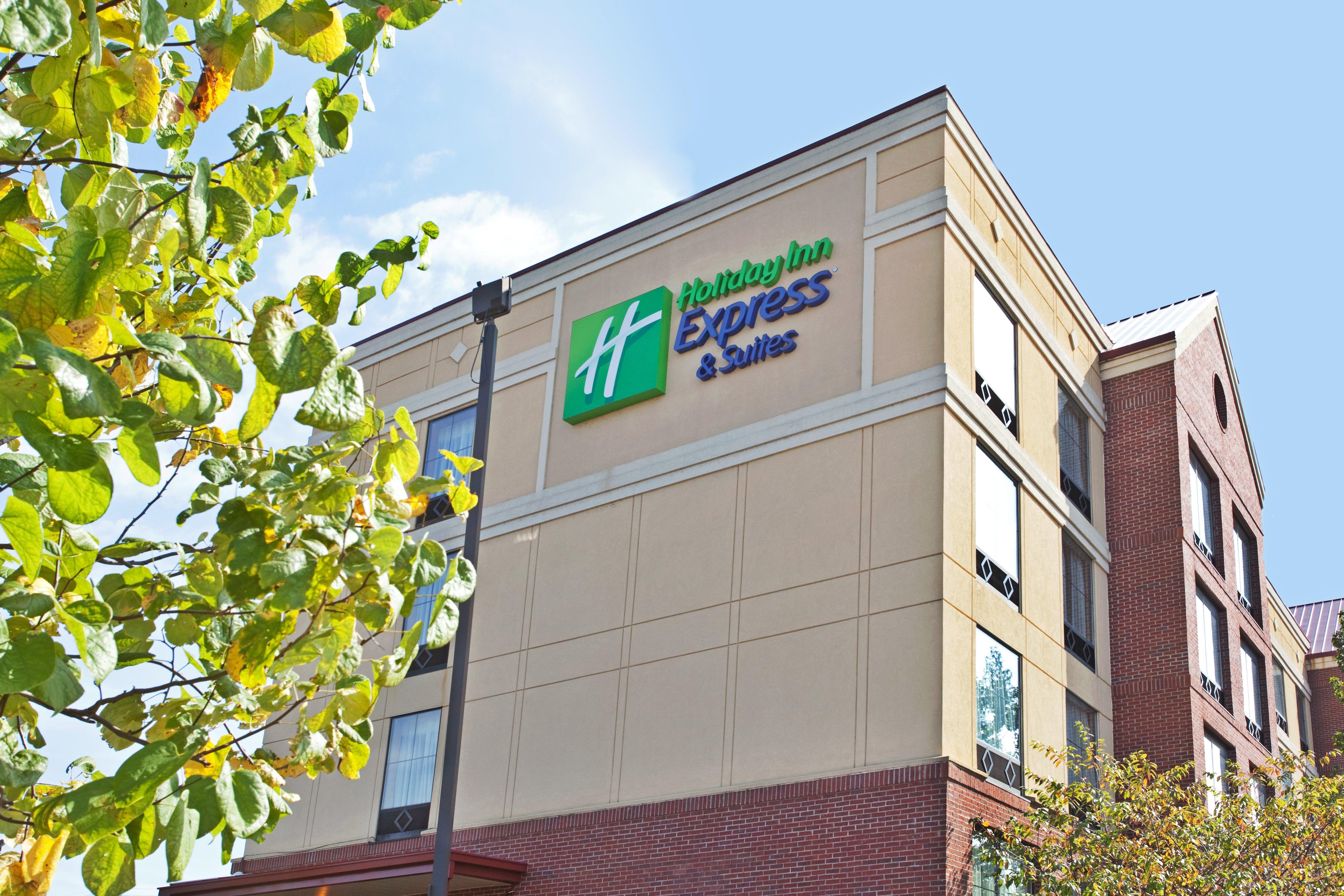 Fairfield Inn & Suites Columbia Downtown Exterior photo