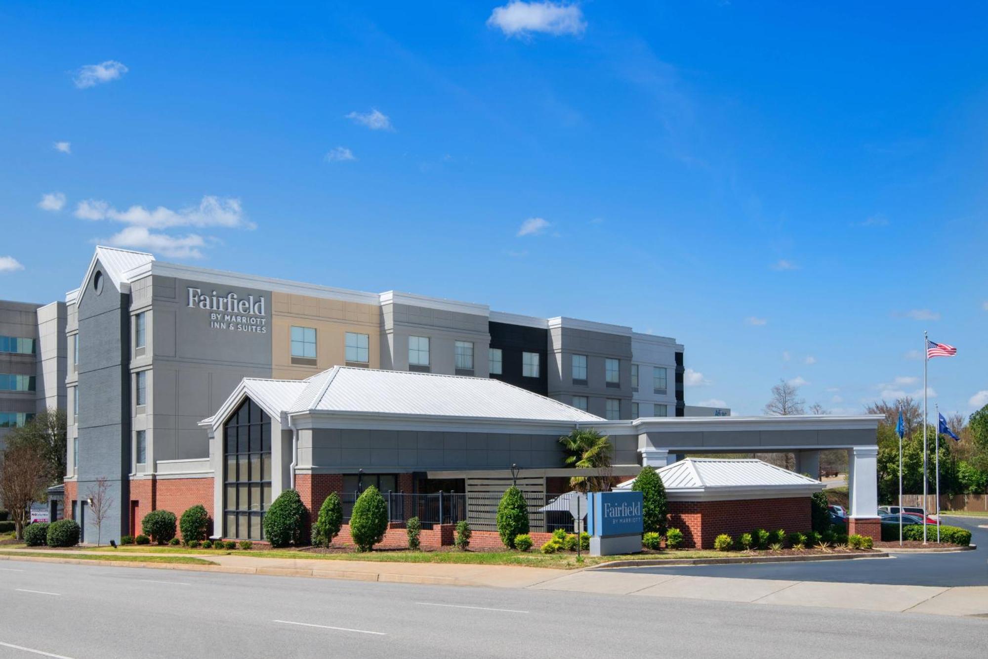 Fairfield Inn & Suites Columbia Downtown Exterior photo