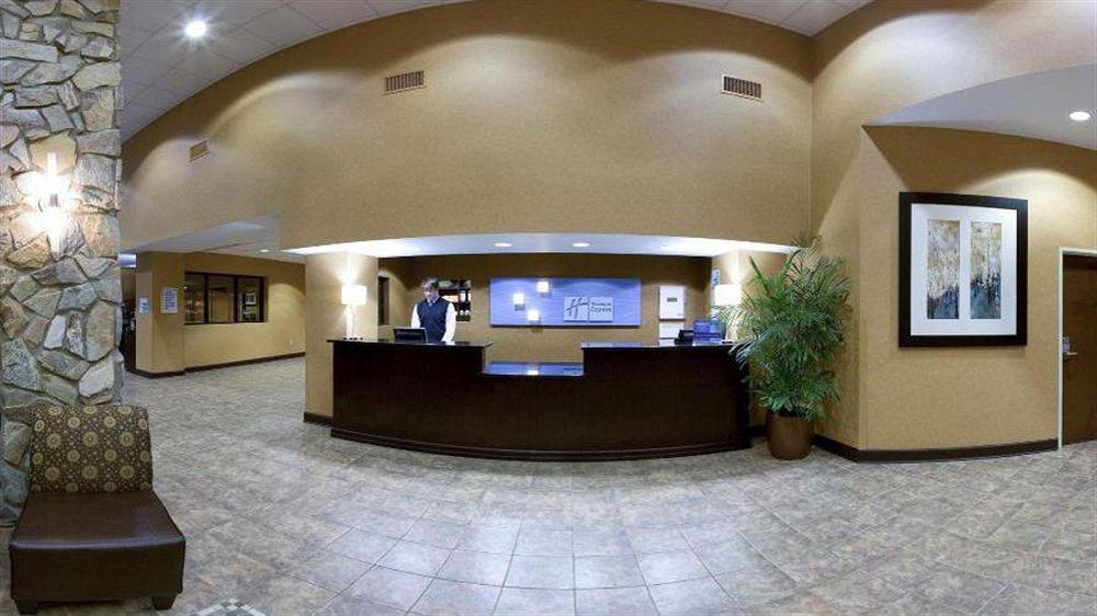 Fairfield Inn & Suites Columbia Downtown Exterior photo